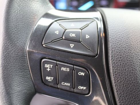 Used 2019 Ford Explorer XLT w/ Equipment Group 201A image 17