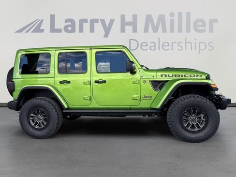 New 2025 Jeep Wrangler Unlimited Rubicon 392 image 9