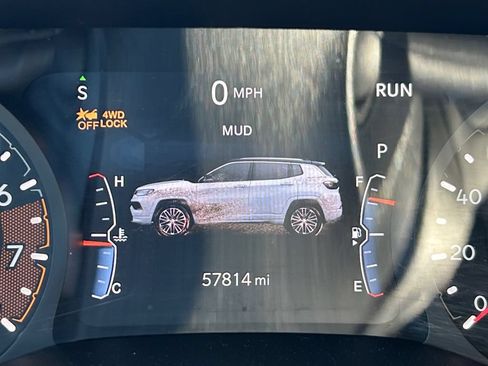Used 2024 Jeep Compass Latitude AWD/4WD image 29