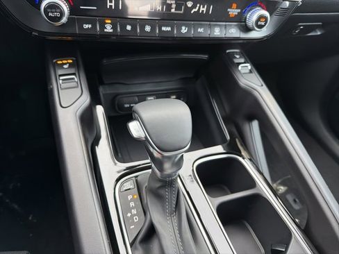 New 2025 Kia Telluride S image 18