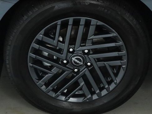 Used 2026 Nissan Sentra SV w/ SV Convenience Package FWD image 37