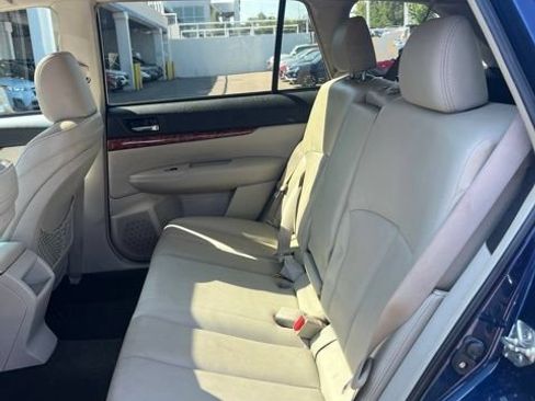 Used 2011 Subaru Outback 2.5i Limited w/ PWR Moonroof Pkg AWD/4WD image 17