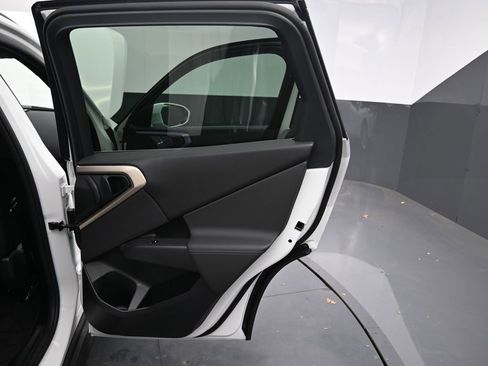 Used 2025 BMW X3 xDrive30i w/ Convenience Package image 22