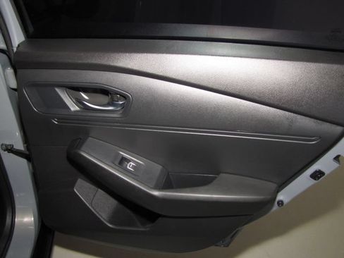 Certified 2024 Honda Accord EX-L image 19