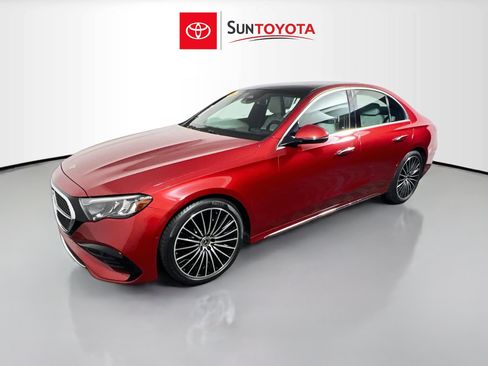 Used 2024 Mercedes-Benz E 350 4MATIC Sedan image 9