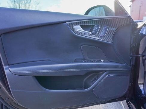 Used 2015 Audi RS 7 Prestige image 13