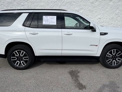 Used 2024 GMC Yukon AT4 w/ Max Trailering Package image 2