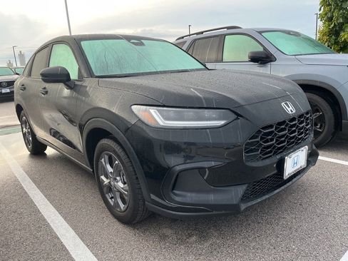 Certified 2026 Honda HR-V LX image 2