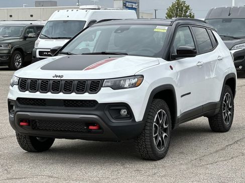 New 2026 Jeep Compass Trailhawk AWD/4WD image 6