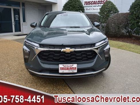 New 2026 Chevrolet Trax LT w/ Driver Confidence Package image 4