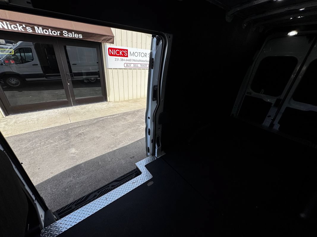 Used 2023 Ford Transit 250 148 High Roof Extended AWD w/ Load Area Protection Package image 32