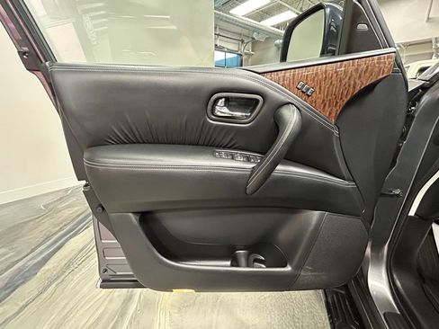 Used 2020 Nissan Armada Platinum w/ Captain's Chairs Package AWD/4WD image 57