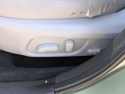 Used 2015 Subaru Forester 2.5i Limited image 21