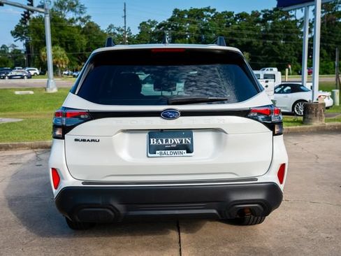 Certified 2026 Subaru Forester Premium AWD/4WD image 5