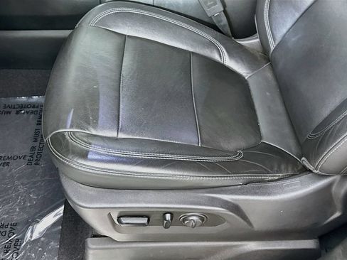 Used 2019 Chevrolet Silverado 1500 LT Trail Boss AWD/4WD image 19
