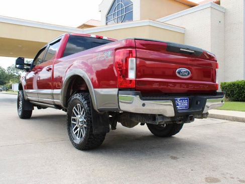 Used 2019 Ford F250 Lariat w/ Lariat Ultimate Package AWD/4WD image 13