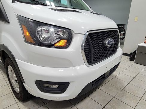 Used 2023 Ford Transit 350 XLT image 31