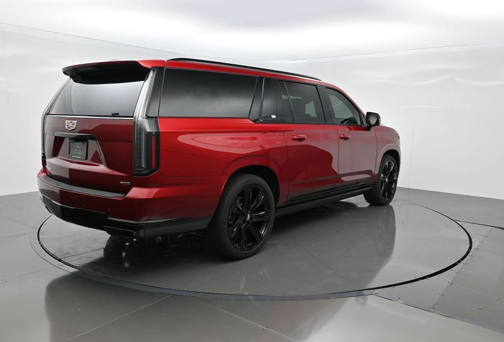 Certified 2025 Cadillac Escalade ESV Sport Platinum w/ LPO, Floor Liner Package AWD/4WD image 6