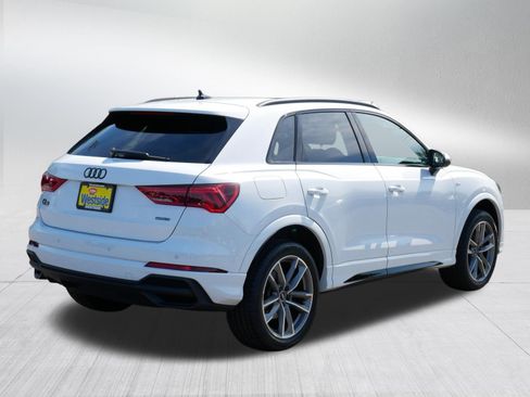 Used 2023 Audi Q3 2.0T Premium Plus w/ Premium Plus Package AWD/4WD image 7