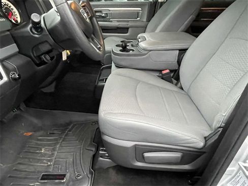 Used 2017 RAM 2500 SLT image 14