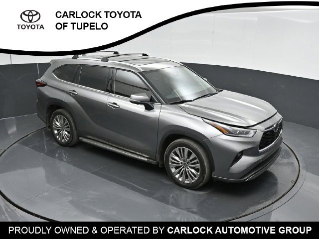 Used 2025 Toyota Highlander Platinum AWD/4WD image 51