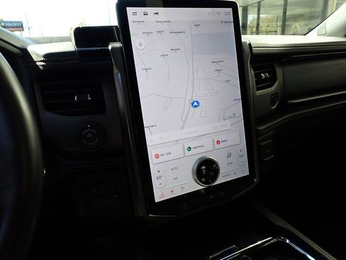 Used 2024 Ford Expedition Max Platinum image 22