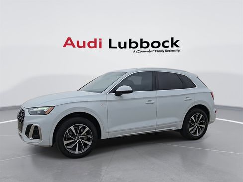 Used 2023 Audi Q5 2.0T Premium w/ Convenience Package image 5
