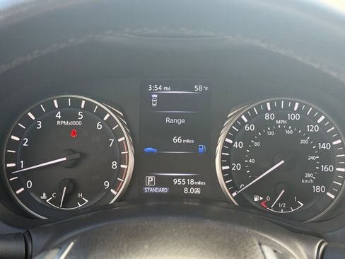 Used 2019 INFINITI Q50 Luxe w/ Essential Package (3.0T Luxe) image 18