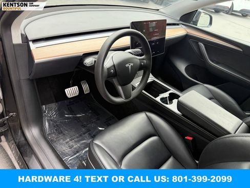 Used 2023 Tesla Model Y Performance AWD/4WD image 29