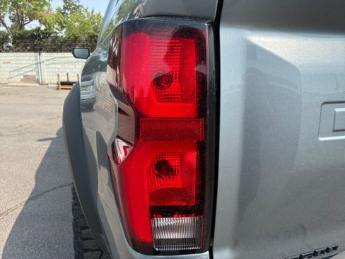 Used 2024 Chevrolet Colorado ZR2 w/ ZR2 Bison Edition AWD/4WD image 25