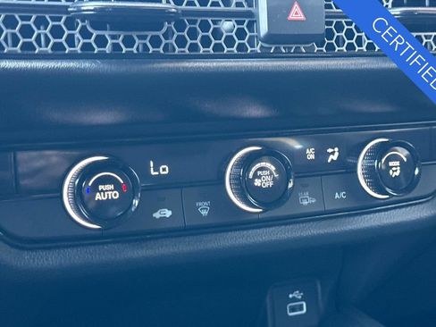 Certified 2025 Honda HR-V Sport image 22