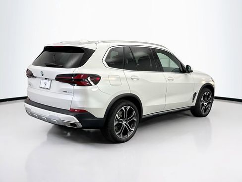 New 2026 BMW X5 xDrive40i w/ Climate Comfort Package AWD/4WD image 5