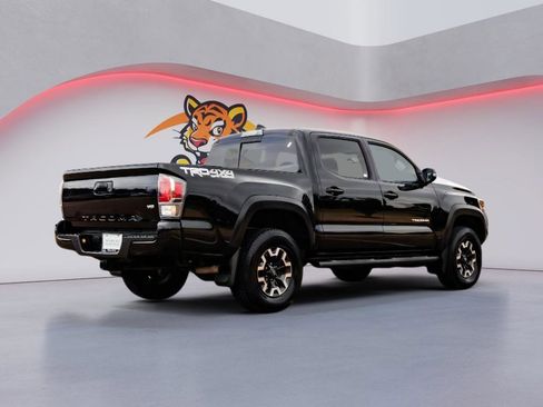 Used 2021 Toyota Tacoma TRD Off-Road image 5