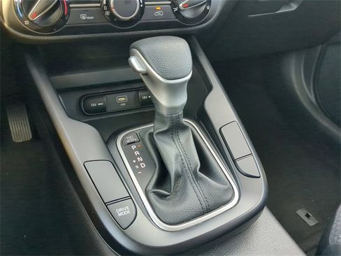 Used 2024 Kia Soul LX w/ Option Group 015 image 25