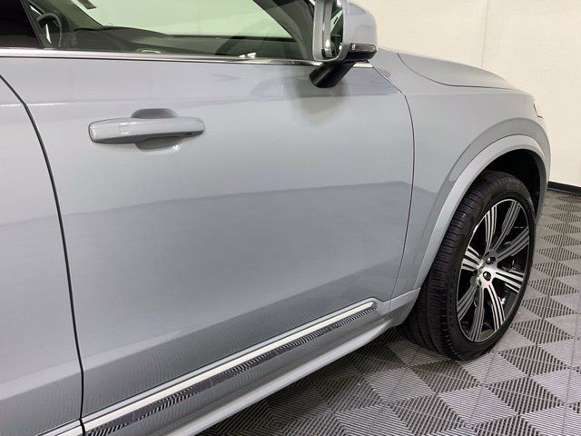 Certified 2025 Volvo XC90 T8 Plus AWD/4WD image 7
