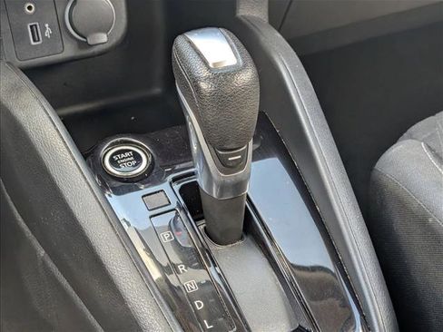 Used 2022 Nissan Kicks S FWD image 17