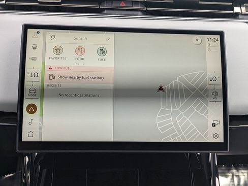 New 2025 Land Rover Range Rover Sport SE image 13