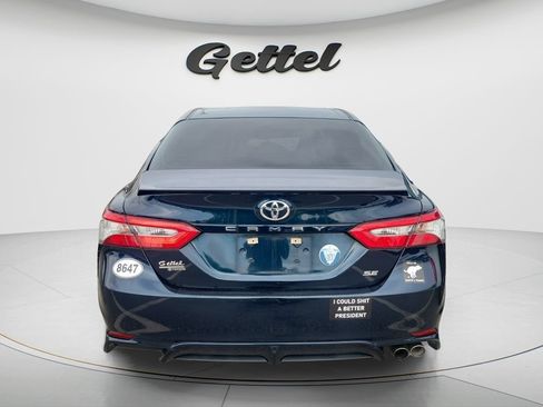 Used 2018 Toyota Camry SE FWD image 5