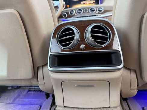 Used 2014 Mercedes-Benz S 550 Sedan image 23