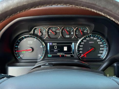 Used 2018 Chevrolet Silverado 2500 High Country w/ Duramax Plus Package AWD/4WD image 20