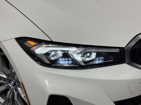 Used 2023 BMW 330i xDrive Sedan w/ Convenience Package AWD/4WD image 15