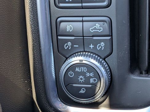 Used 2020 GMC Sierra 1500 AT4 w/ AT4 Premium Package image 28