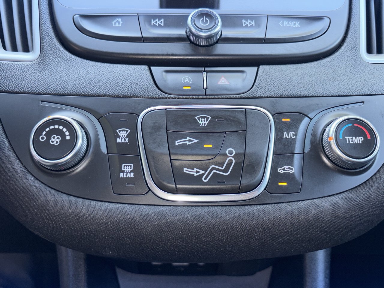 Used 2021 Chevrolet Malibu LS w/ LPO, Floor Liner Package FWD image 6