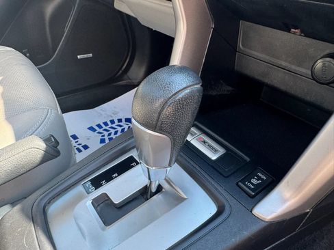 Used 2014 Subaru Forester 2.5i Touring AWD/4WD image 29