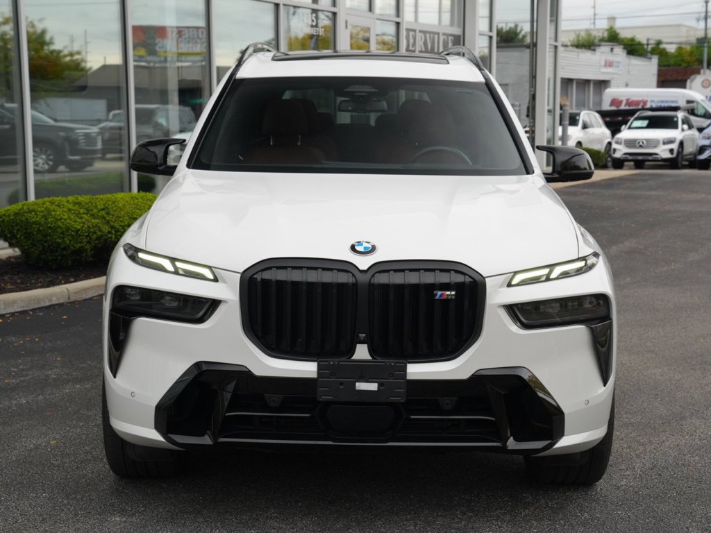 Used 2025 BMW X7 M60i w/ Executive Package AWD/4WD image 24