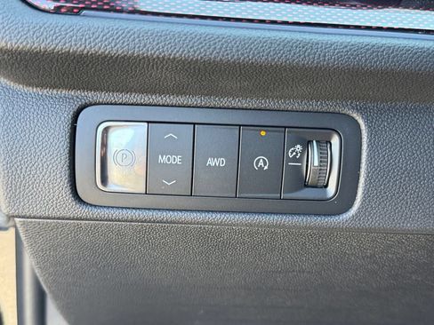 New 2026 Chevrolet Traverse RS AWD/4WD image 24