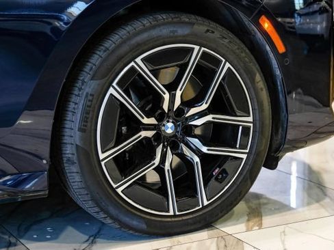Used 2023 BMW 740i RWD image 69