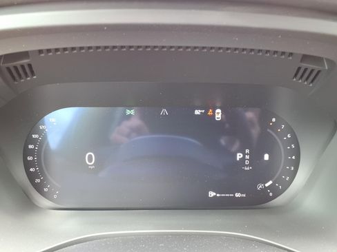 New 2026 Volvo XC60 B5 Core AWD/4WD image 17