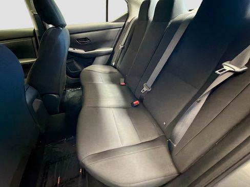 Used 2025 Nissan Sentra S image 13