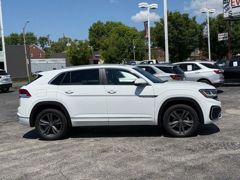 Used 2022 Volkswagen Atlas Cross Sport SEL R-Line AWD/4WD image 5